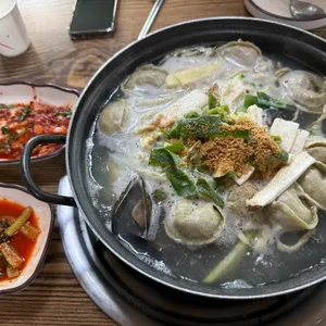 보명칼국수 사진 1