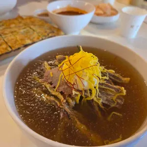 하연옥 사진