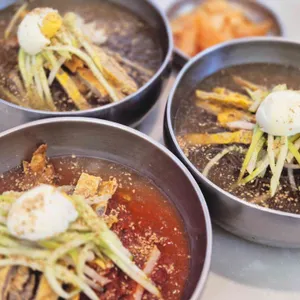 진주냉면 사진