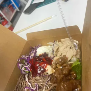 샐러디 사진 2