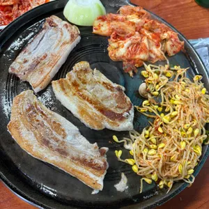 장터삼겹살 사진 2
