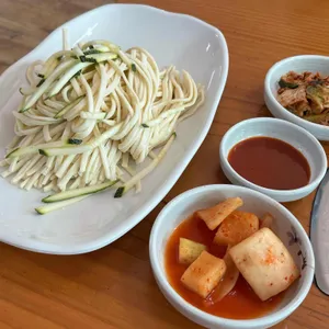 삐쭉이백합칼국수 사진