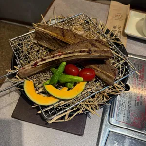 고결 대표 사진