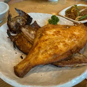 온아한 대표 사진