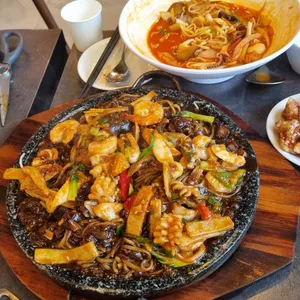 남양중식 태룡각 사진 1