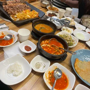 청돝 사진