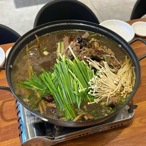 다우리옻삼계탕 사진