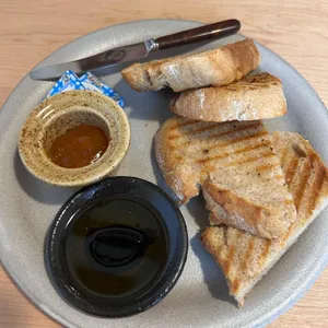 아리 사진