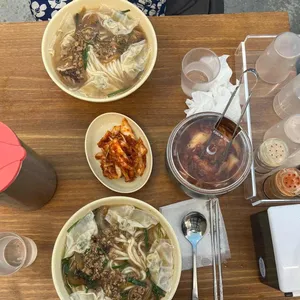명동교자 사진 1