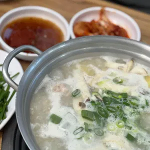 한울 닭한마리칼국수 사진