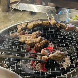 우백탄 사진 1