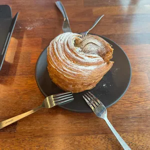 델빠네 대표 사진