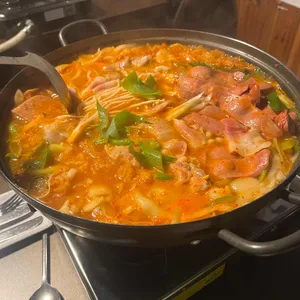 돈까스 부대찌개 황토마을 사진