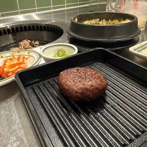 호르몬치치 사진