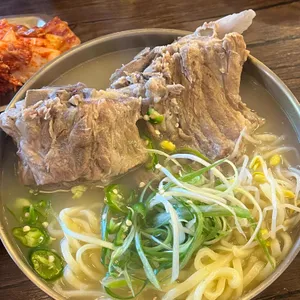 뼈칼집 사진 1