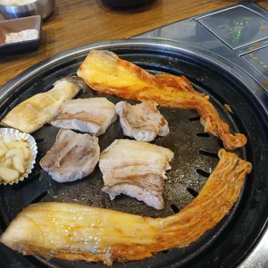 명동한우 사진