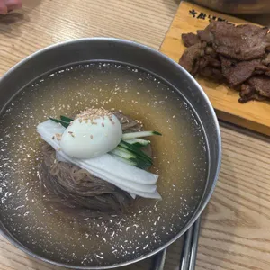 육쌈냉면 사진 2