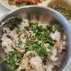 큰마을영양굴밥 사진 2