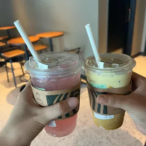 스타벅스 사진 2
