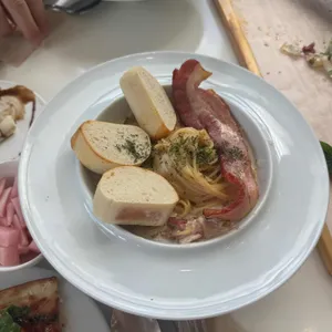 세컨디포레스트 사진