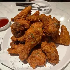 깐부치킨 사진