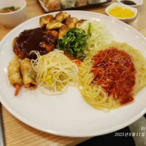 웰빙 만두리아 사진