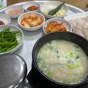 금호돼지국밥 사진
