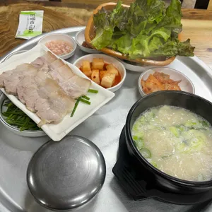 금호돼지국밥 대표 사진