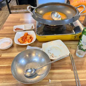 냄비국밥 사진