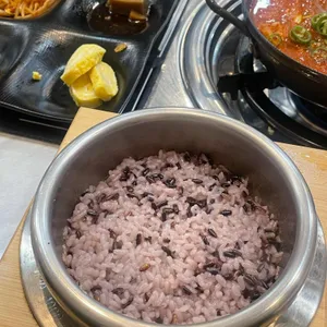 솥밥 사진