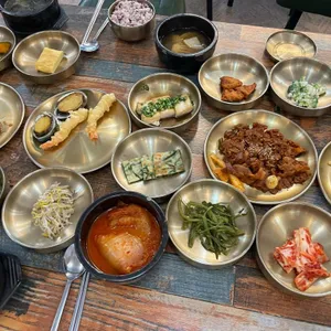 더부엌 사진