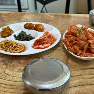 얼큰칼국수랑시골밥상 사진 2