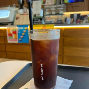 댄싱컵 사진 1