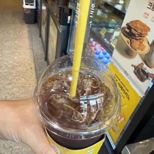 컴포즈커피 사진