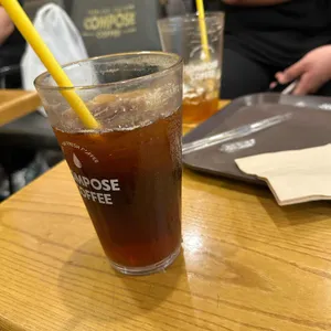 컴포즈커피 대표 사진