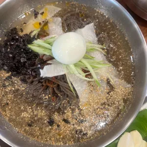 명동칼국수샤브샤브 대표 사진