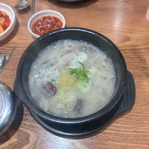 돈복순대국 사진