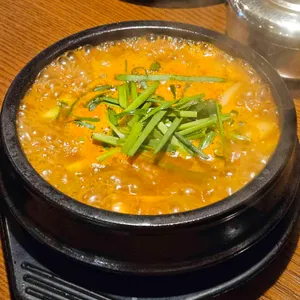 육이 사진