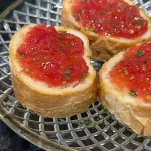밑 사진