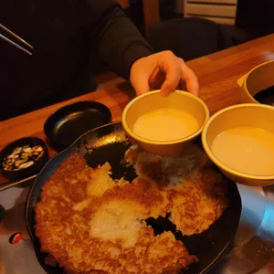 탁 대표 사진
