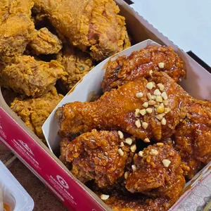 자담치킨 사진