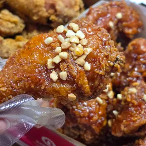 자담치킨 사진