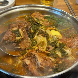 돈푸짐감자탕 사진
