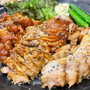 하영족발과보쌈 사진