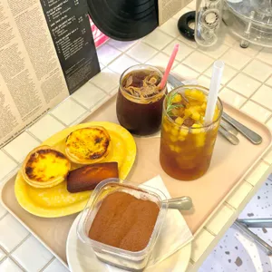 카페 모먼트리 사진