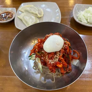 평양냉면 사진