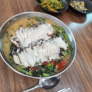 공천포식당 사진 1