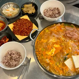 오팔식당 사진