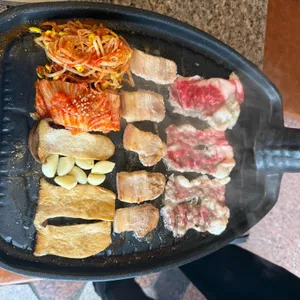 차렷 사진