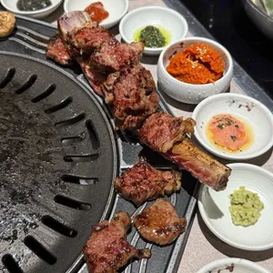 고결 사진 2